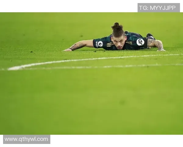 世体：球员身边人士称坎塞洛将加盟巴萨